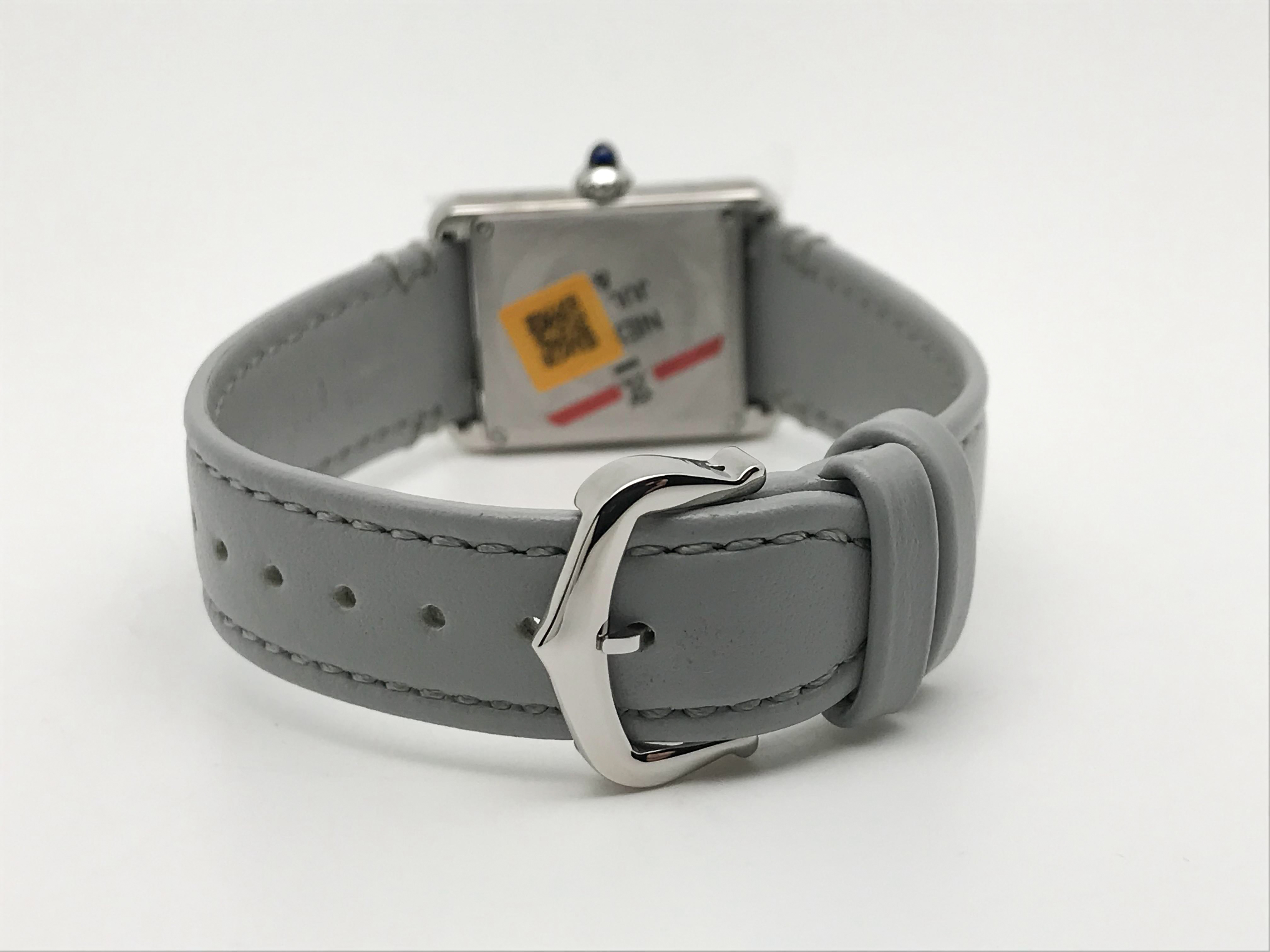 Tank Must 30mm Ladies Stainless Steel White Dial Grey Leather Strap Quartz 8
