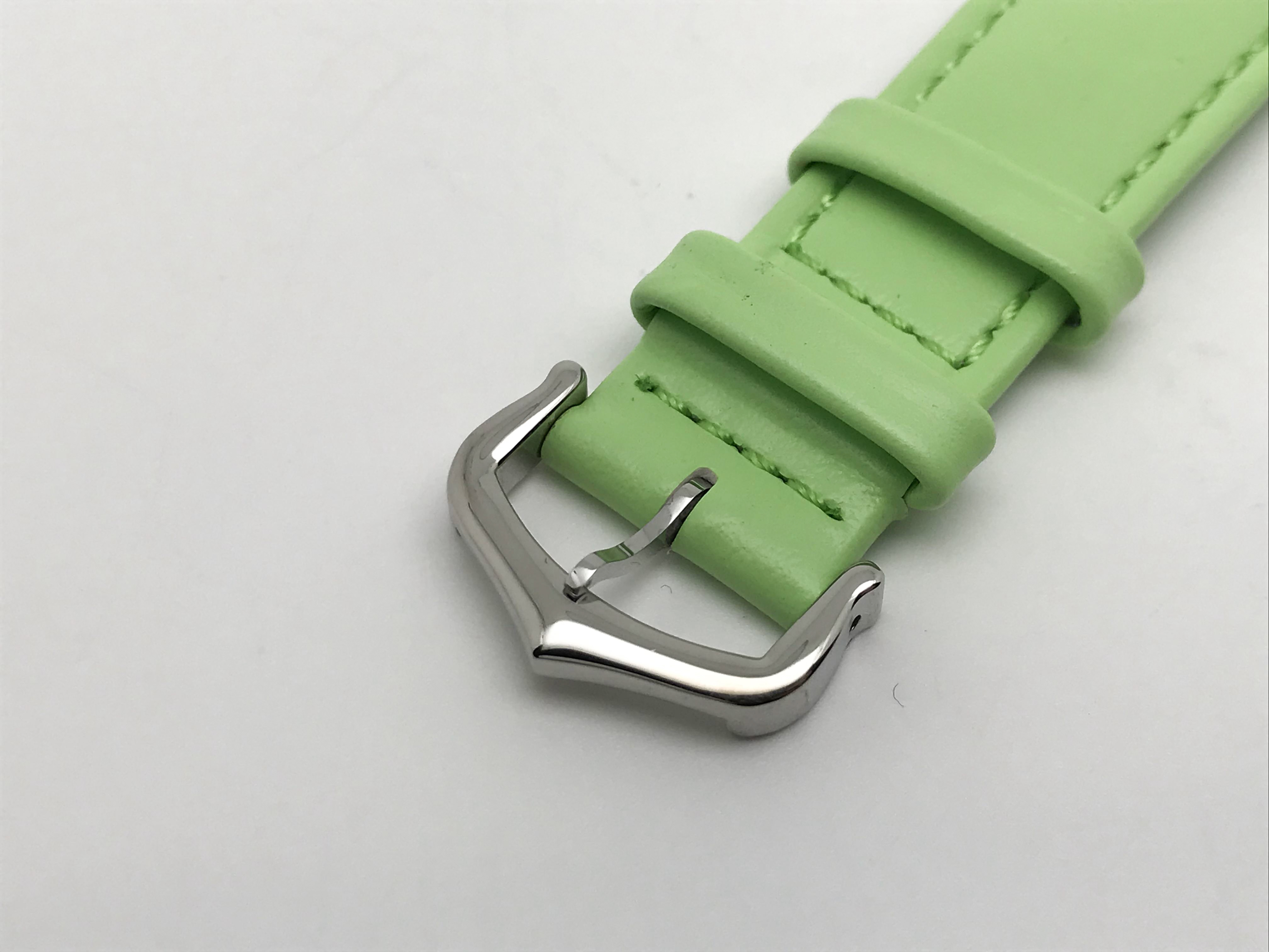 Tank Must 34mm Large Stainless Steel White Dial Green Leather Strap Quartz 7