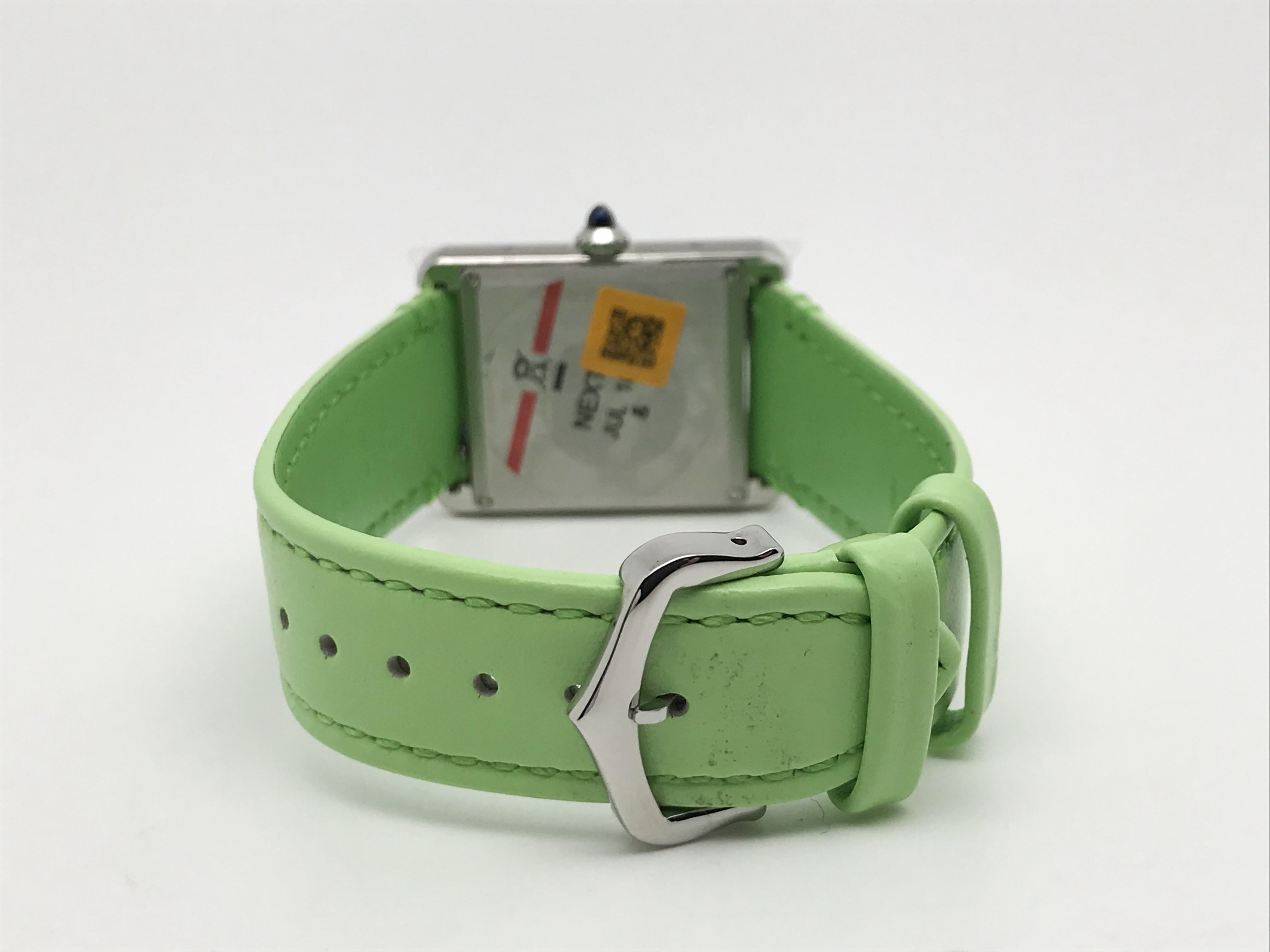 Tank Must 34mm Large Stainless Steel White Dial Green Leather Strap Quartz 8