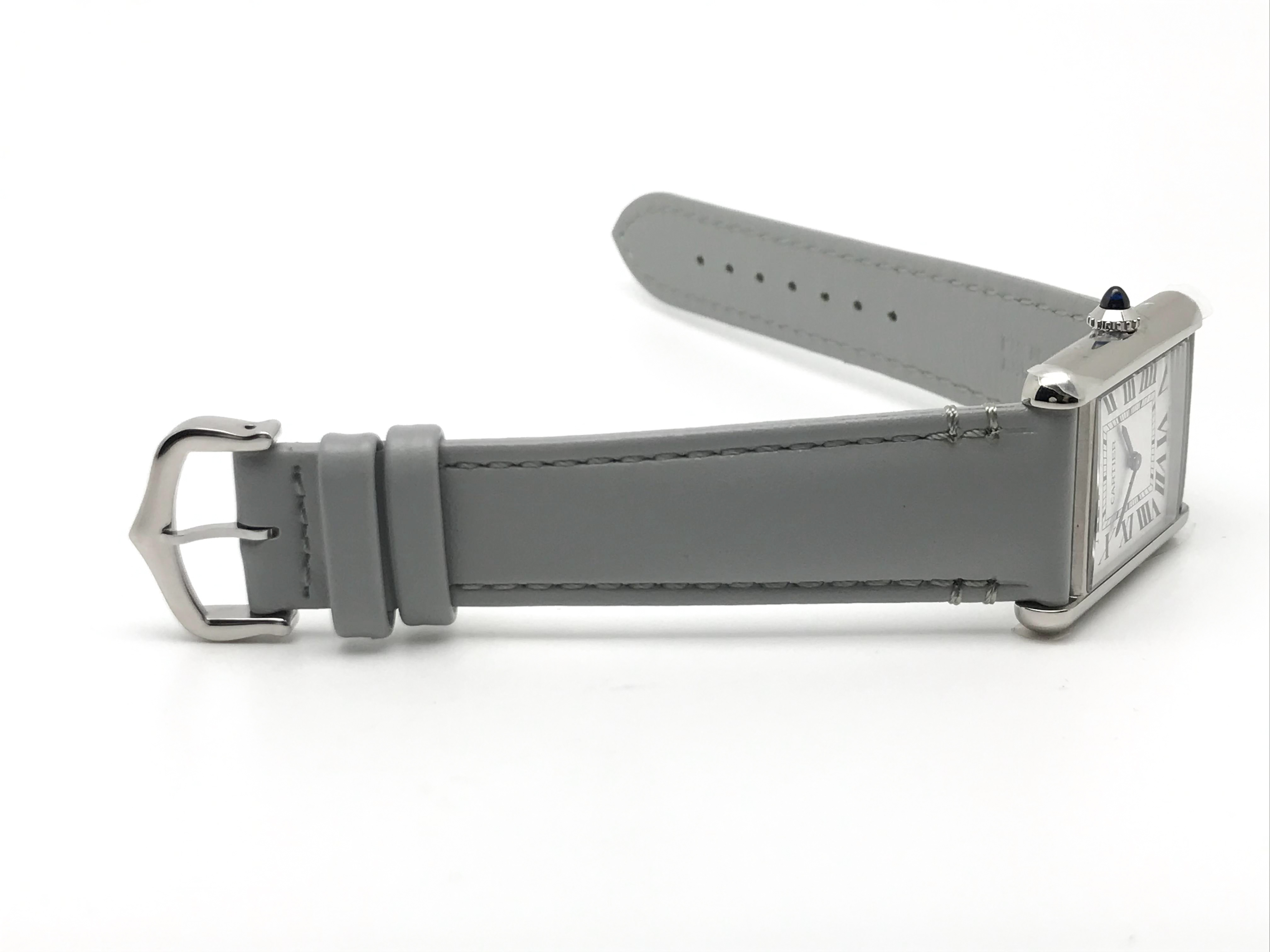 Tank Must 34mm Large Stainless Steel White Dial Grey Leather Strap Quartz 3