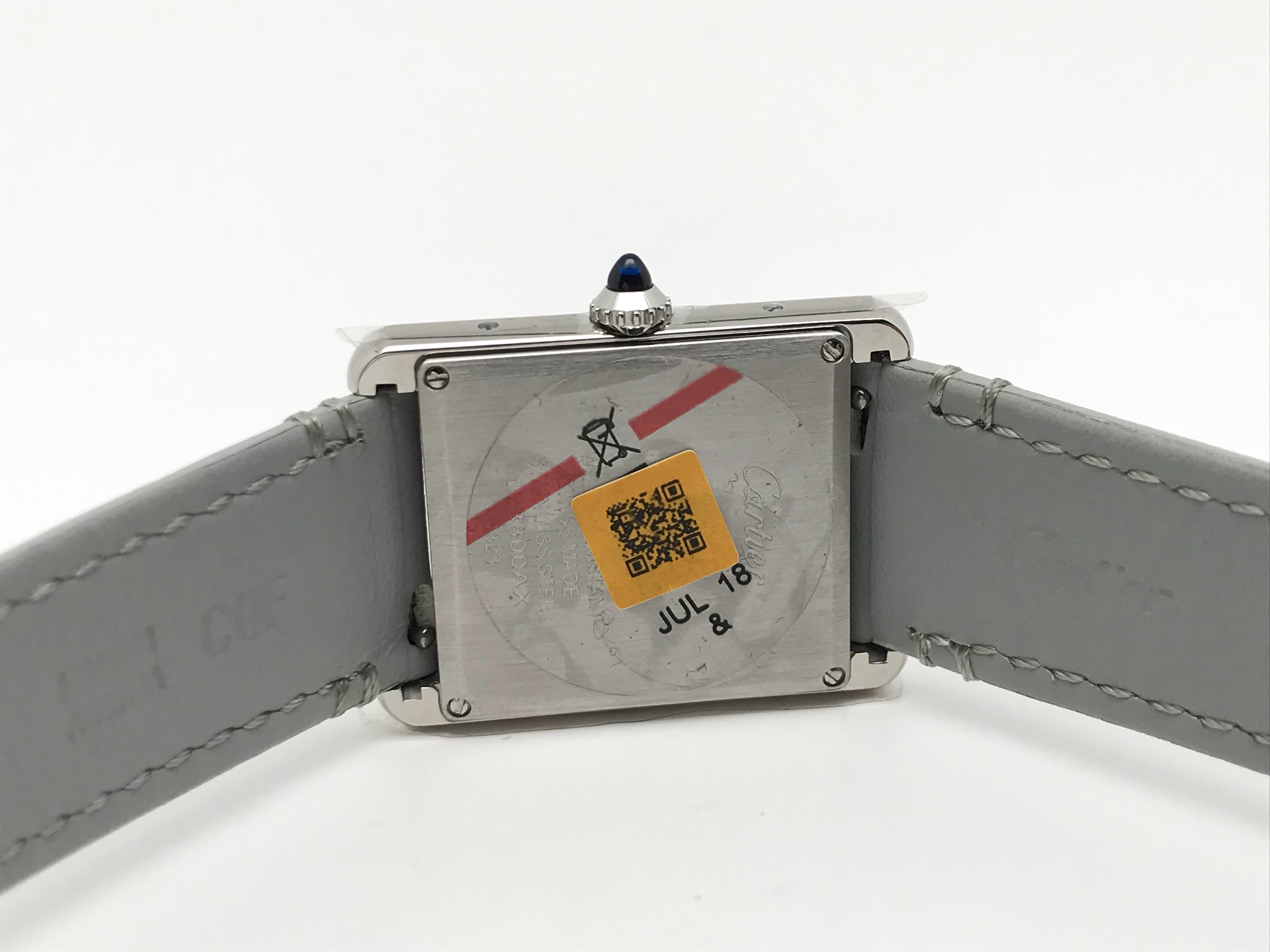 Tank Must 34mm Large Stainless Steel White Dial Grey Leather Strap Quartz 4