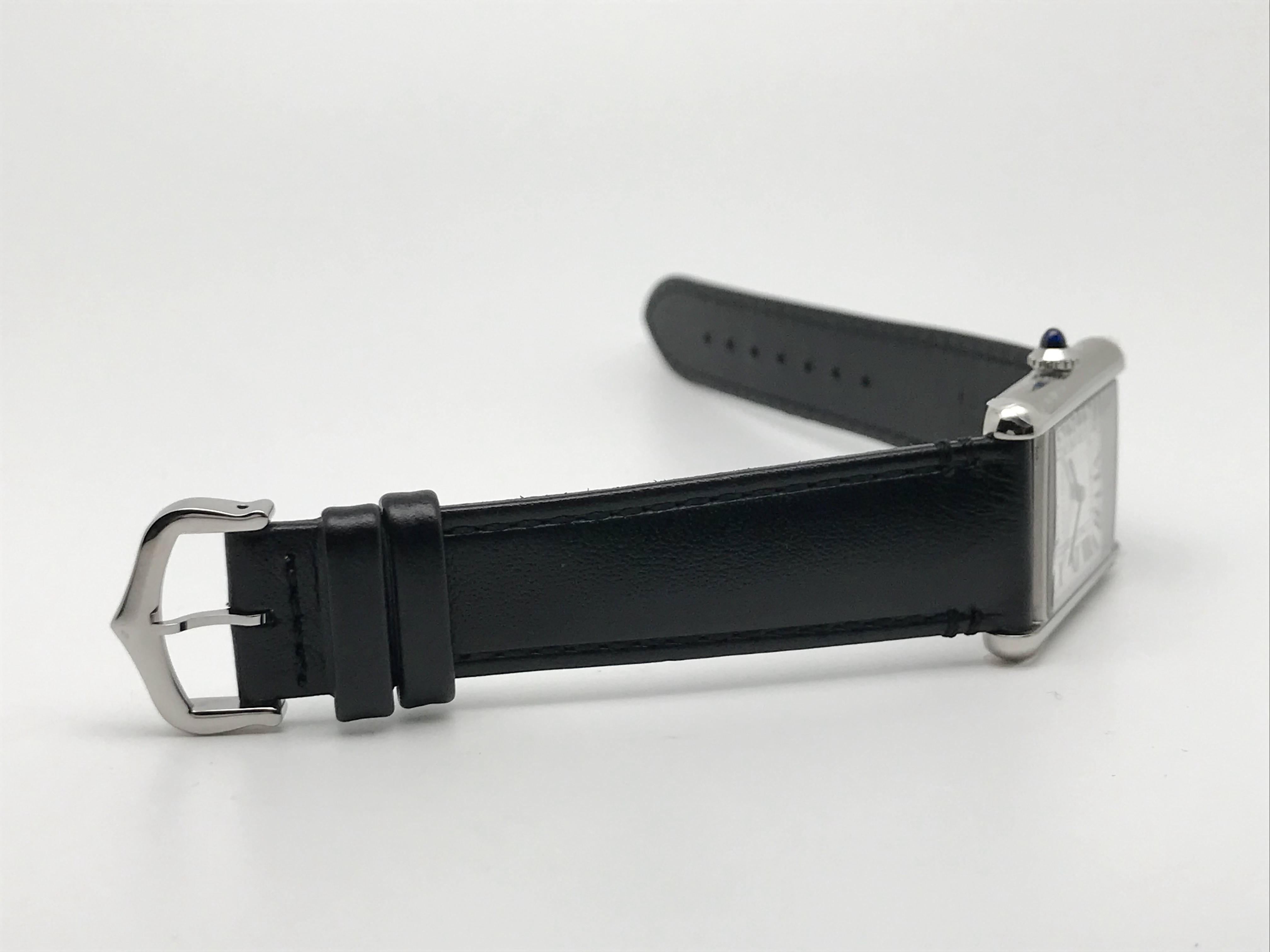 Tank Must 34mm Large Stainless Steel White Dial Black Leather Strap Quartz 3