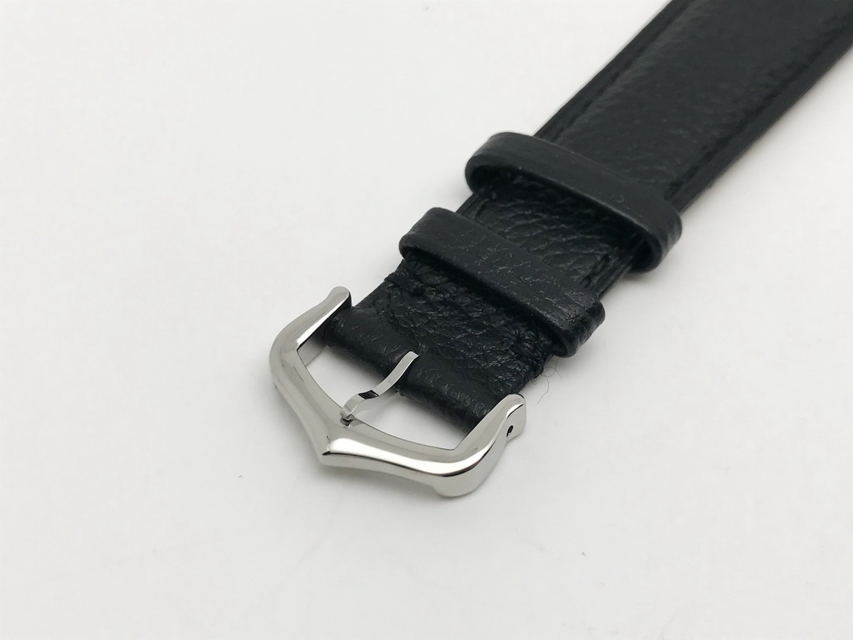 Tank Must 34mm Large Stainless Steel White Dial Black Leather Strap Quartz 7