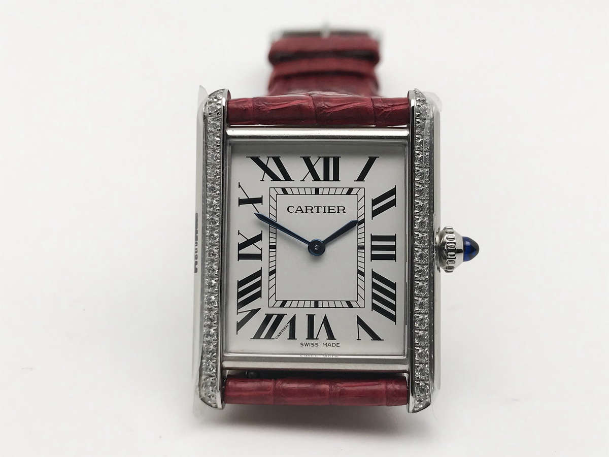 Tank Must 34mm Large Stainless Steel White Dial Red Croc Leather Strap Quartz 8