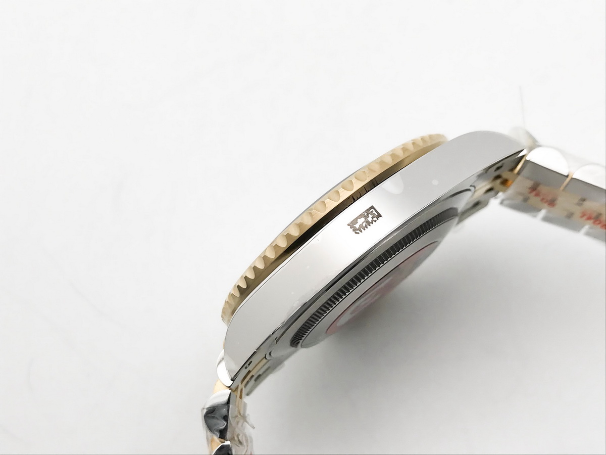 GMT-Master II 126713 40mm Ceramic Bezel Yellow Gold Case Black Dial Jubilee Bracelet 3285 5